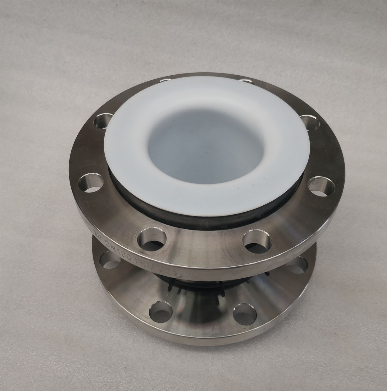 Pipe Expansion Joint